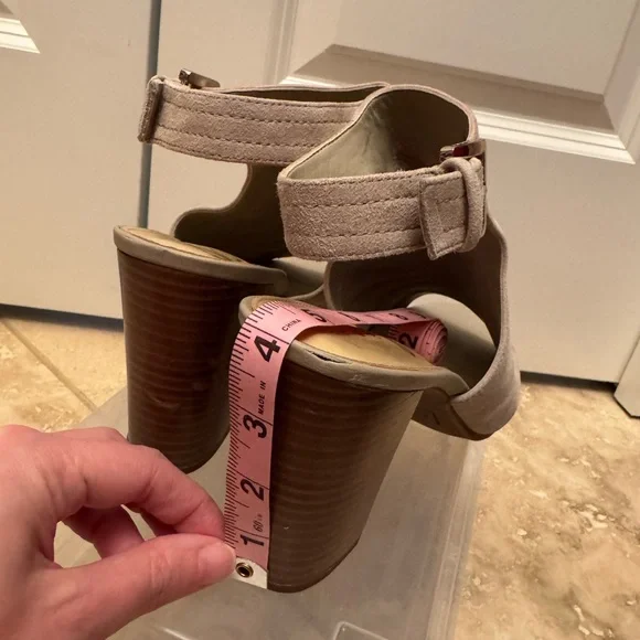 Sam Edelman grey suede open toe heels - Picture 7 of 7